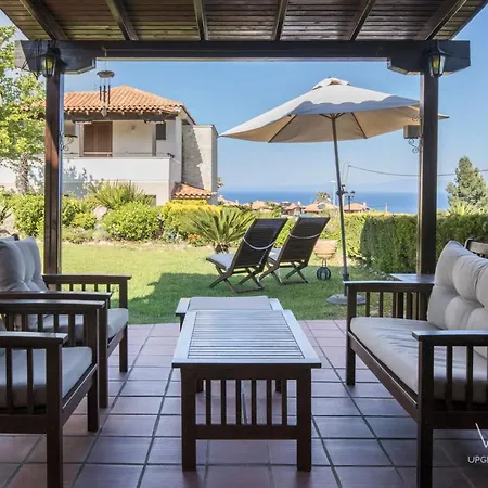 Galini Villa, 3 Bdrms, Sea Views & Shared Pool Villa