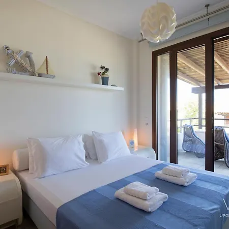 Galini Villa, 3 Bdrms, Sea Views & Shared Pool * Áfitosz