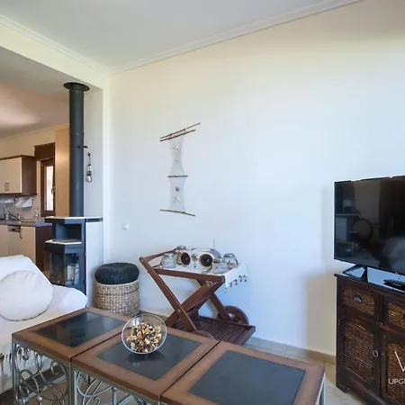 Galini Villa, 3 Bdrms, Sea Views & Shared Pool * Áfitosz