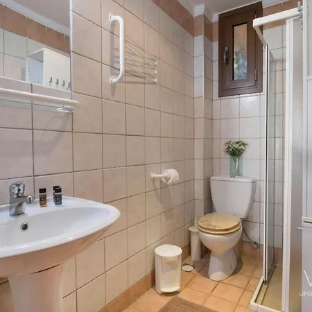 Galini Villa, 3 Bdrms, Sea Views & Shared Pool Villa
