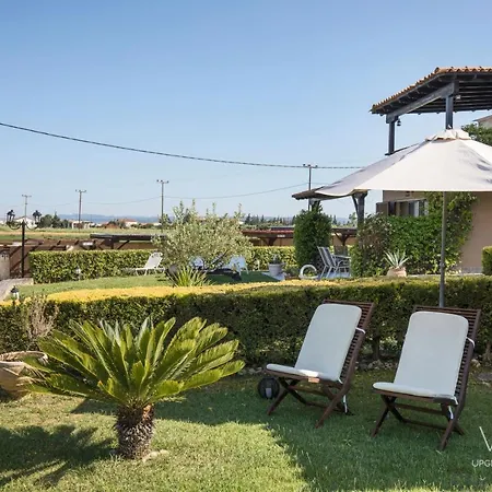 Galini Villa, 3 Bdrms, Sea Views & Shared Pool Villa
